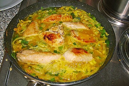 Gefl&uuml;gel - Curry mit Reis