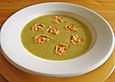 Zucchinisuppe mit Scampi