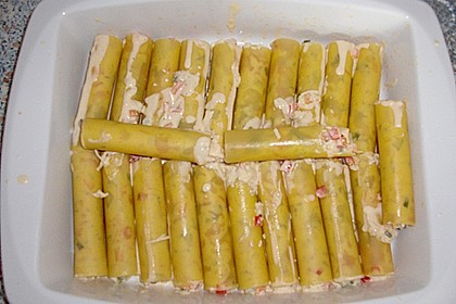 Cannelloni mit cremiger Gemüse-Käse-Füllung 75