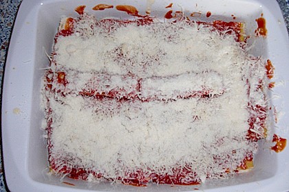 Cannelloni mit cremiger Gemüse-Käse-Füllung 86