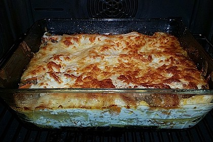 Lasagne Bolognese 32
