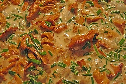 Kleine Kartoffel - Speckknödel mit Pfifferlingen in Rahm 9