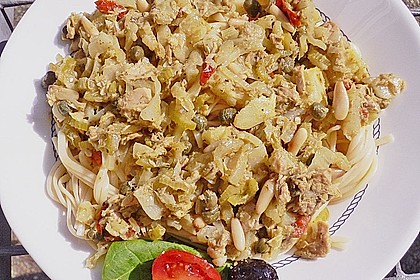 Anjas Spaghetti mit Fenchel - Staudensellerie - Thunfisch - Sauce 1
