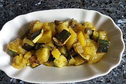 Illes warmer Zucchini-Kartoffelsalat - sommerlich leicht und einfach 2