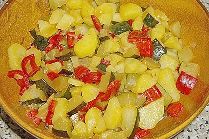 Illes warmer Zucchini-Kartoffelsalat - sommerlich leicht und einfach 19