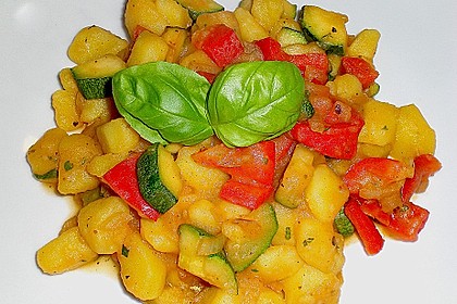 Illes warmer Zucchini-Kartoffelsalat - sommerlich leicht und einfach 3