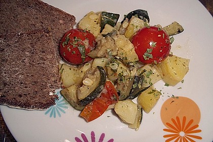 Illes warmer Zucchini-Kartoffelsalat - sommerlich leicht und einfach 15