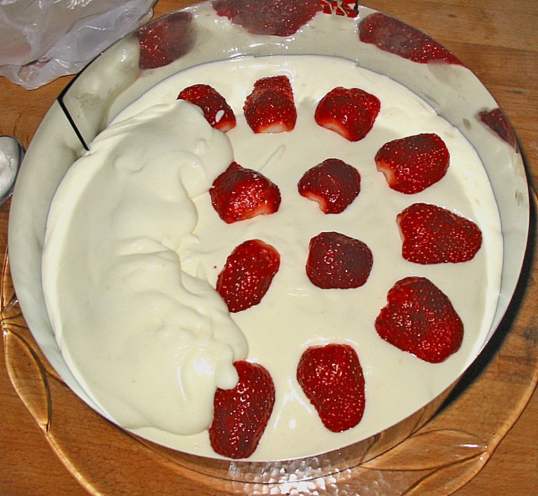 Erdbeer - Joghurt - Torte (Rezept mit Bild) von fenchelhexe | Chefkoch.de