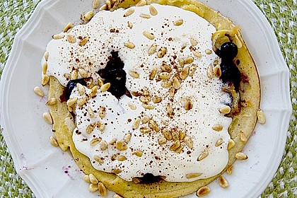 Blaubeerpfannkuchen mit Soße 4