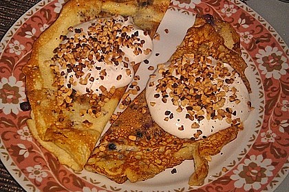 Blaubeerpfannkuchen mit Soße 9