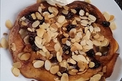 Blaubeerpfannkuchen mit Soße 2