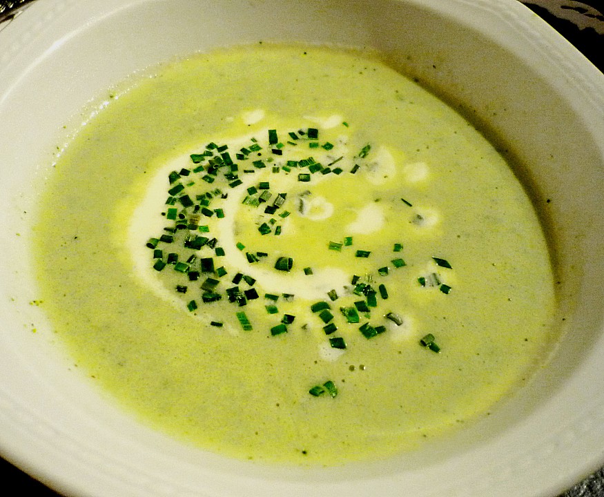 Brokkoli Creme Suppe Mit Frischkäsecreme — Rezepte Suchen