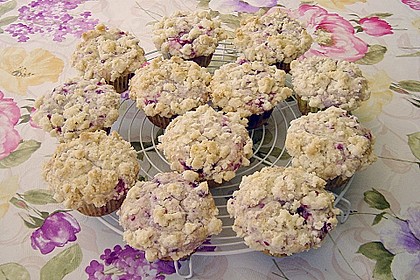 Himbeer - Muffins mit Streuseln 9