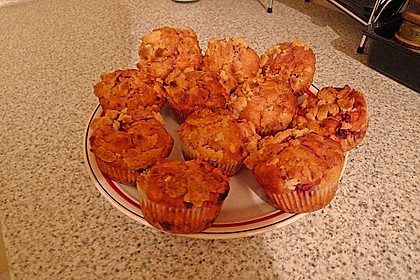 Himbeer - Muffins mit Streuseln 51