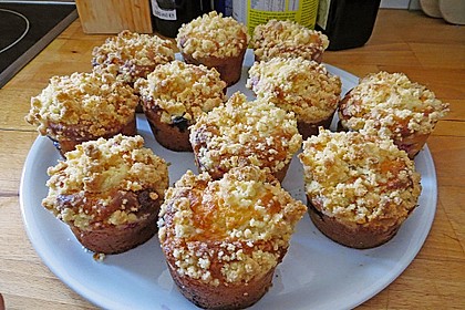 Himbeer - Muffins mit Streuseln 23