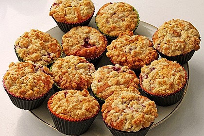 Himbeer - Muffins mit Streuseln 11
