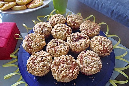 Himbeer - Muffins mit Streuseln 44