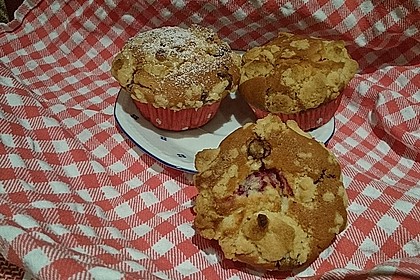 Himbeer - Muffins mit Streuseln 49