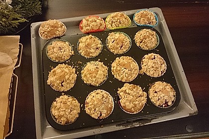 Himbeer - Muffins mit Streuseln 28
