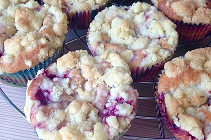 Himbeer - Muffins mit Streuseln 8
