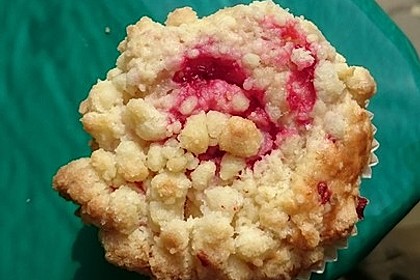 Himbeer - Muffins mit Streuseln 35