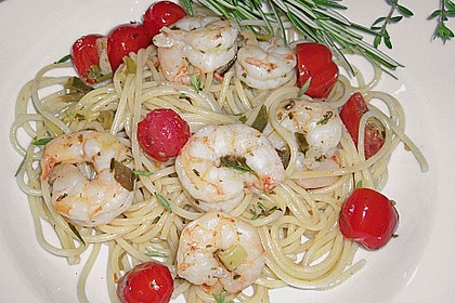 Spaghetti mit Kirschtomaten und Garnelen 4