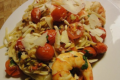 Spaghetti mit Kirschtomaten und Garnelen 6