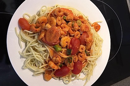 Spaghetti mit Kirschtomaten und Garnelen 9