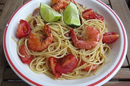 Spaghetti mit Kirschtomaten und Garnelen 3