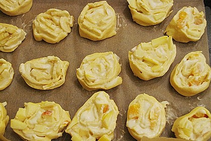 Fruchtige Joghurt - Vanille Schnecken 16