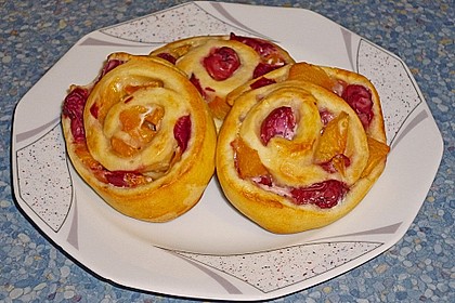 Fruchtige Joghurt - Vanille Schnecken 1