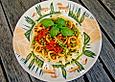 Fettuccine mit Tintenfisch und Erbsen