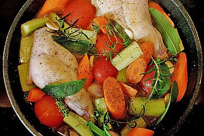 Kaninchenkeulen mit Rotweinschalotten 2