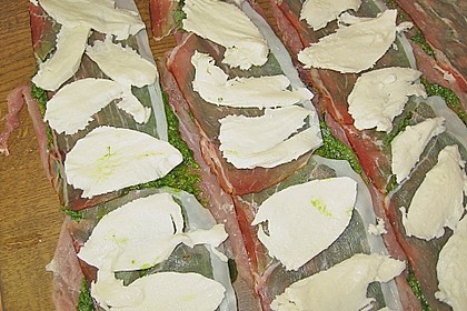 Schweiner&ouml;llchen mit B&auml;rlauchpesto 1