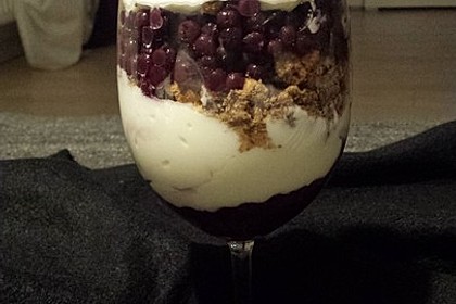 Schichtdessert mit Weintrauben 21