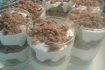 Schichtdessert mit Weintrauben 26