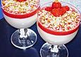 Joghurtcreme mit Erdbeerp&uuml;ree