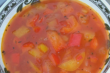Einfache Paprika - Tomaten - Suppe