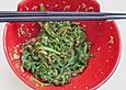 Spinatsalat mit Sesamdressing