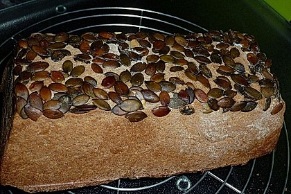 Dinkel - Hirse - Vollkornbrot 32