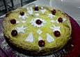 Wei&szlig;er Schokokuchen mit Erdbeeren