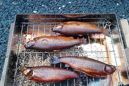 Heißräuchern von Fisch
