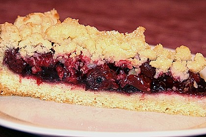 Kirsch - Himbeerkuchen mit Kokosstreusel