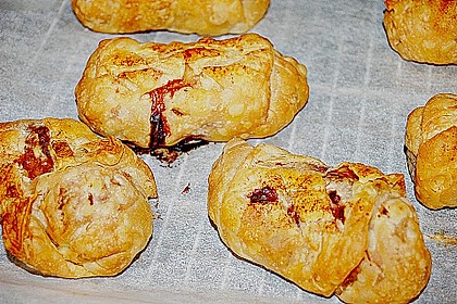 Bratwurst im Blätterteig