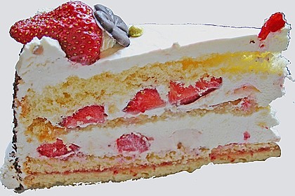 Sahnige Erdbeertorte 3