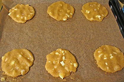 White Chocolate Macadamia Cookies 3