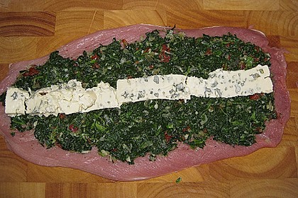 Schweinefilet mit Spinat - Schimmelk&auml;se F&uuml;llung