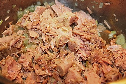 Nudeln mit Thunfisch
