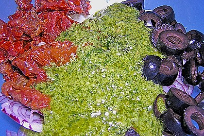 Antipasti - Salat mit Schafsk&auml;se und Pesto - Dressing 3