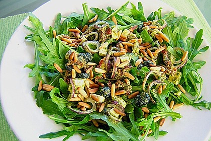 Antipasti - Salat mit Schafsk&auml;se und Pesto - Dressing 5